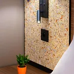 Greet Hotel 3*