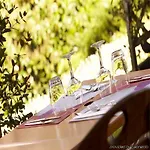Greet Hotel