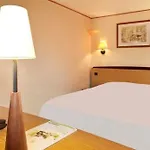 Hotel Greet 3*